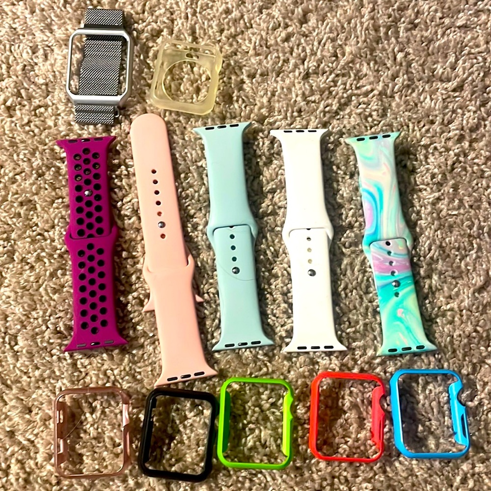 Apple Watch 3 bands and bumper cases